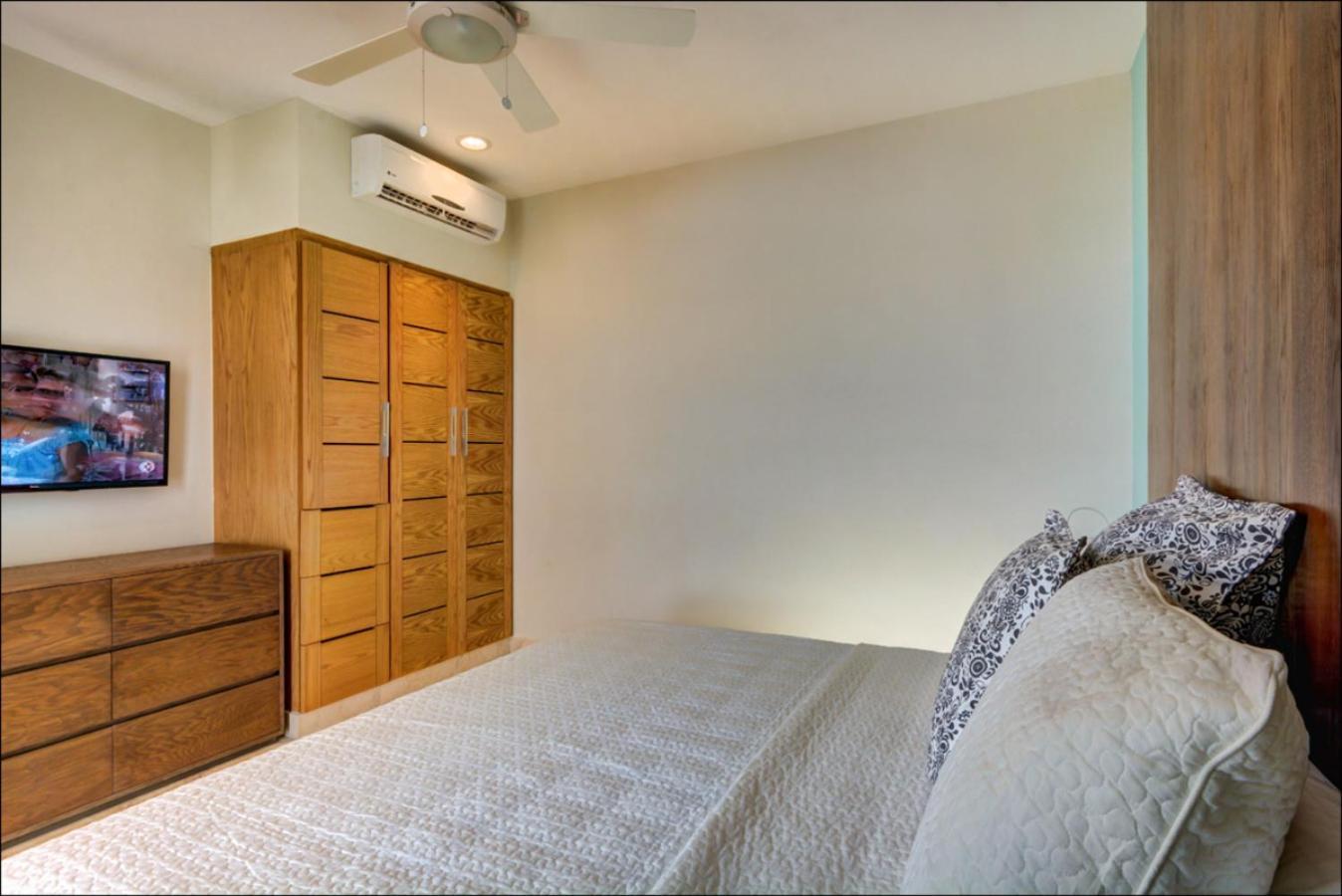 Anah Suites By Las Flores Vacation Rentals Playa del Carmen Exterior photo
