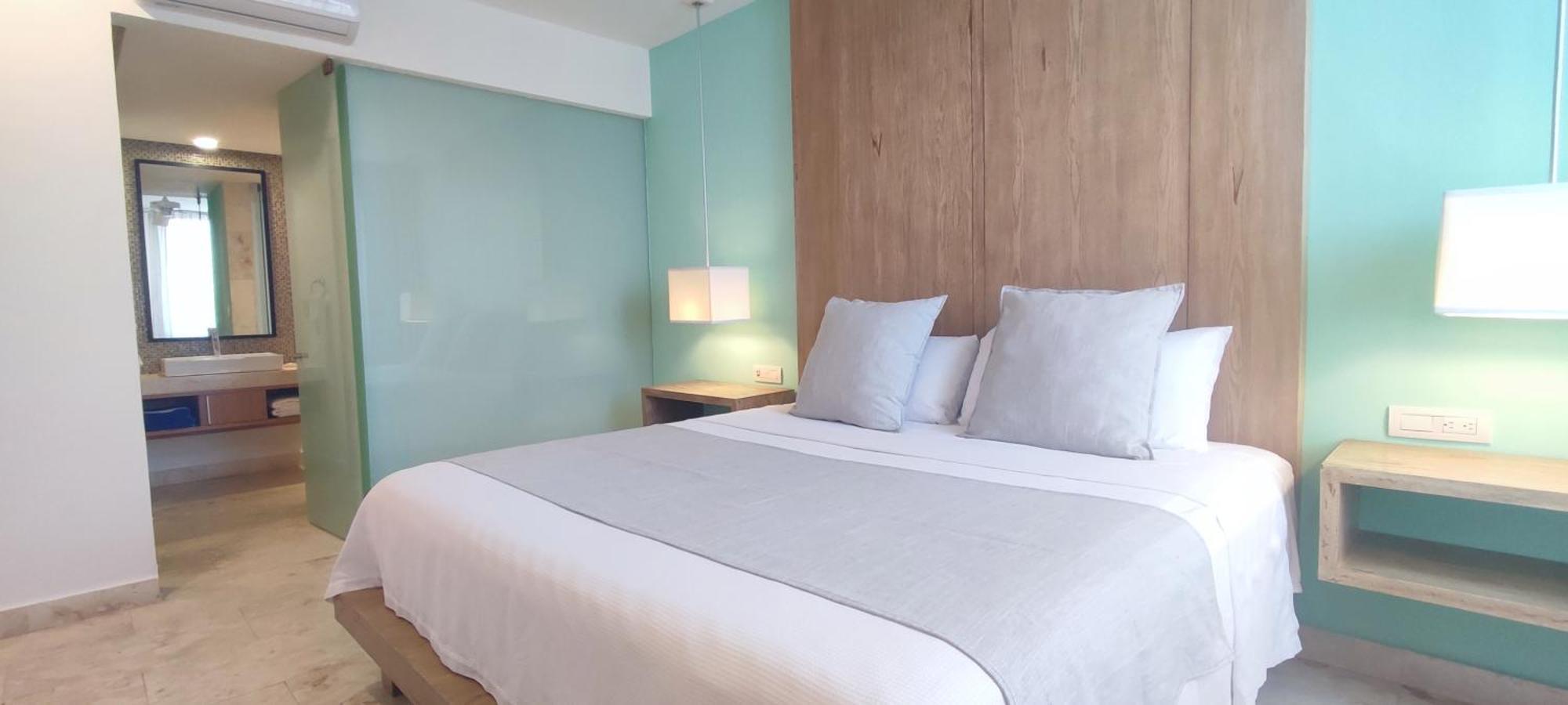 Anah Suites By Las Flores Vacation Rentals Playa del Carmen Room photo